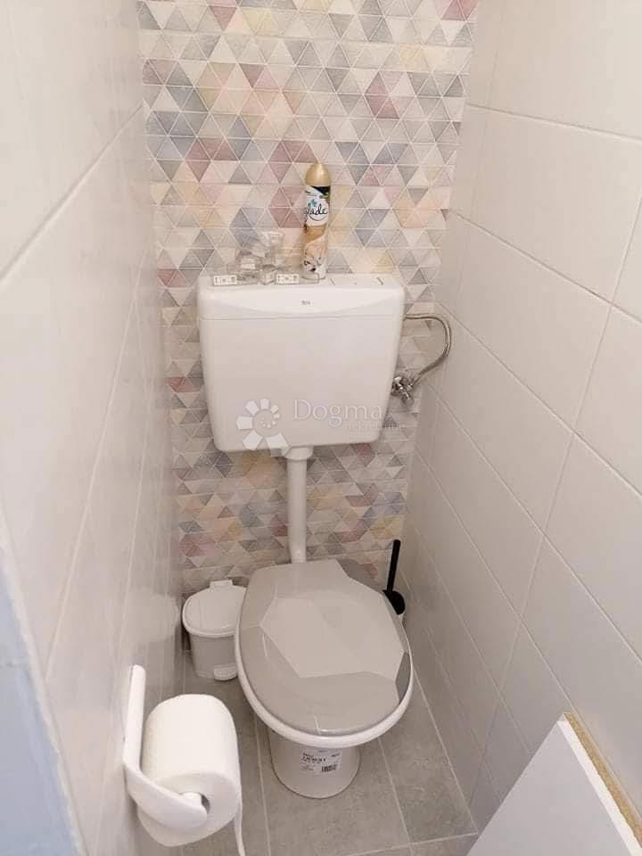 HIŠA NA PRODAJ OTOK VIR