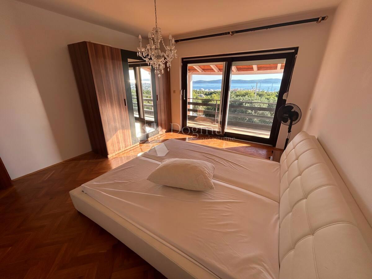 Hiša Ploča, Zadar, 350m2