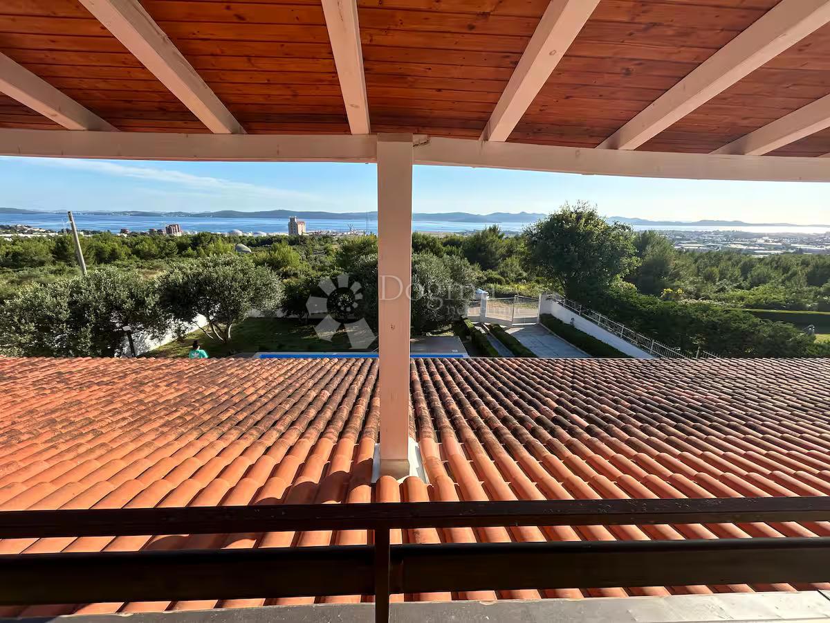 Hiša Ploča, Zadar, 350m2