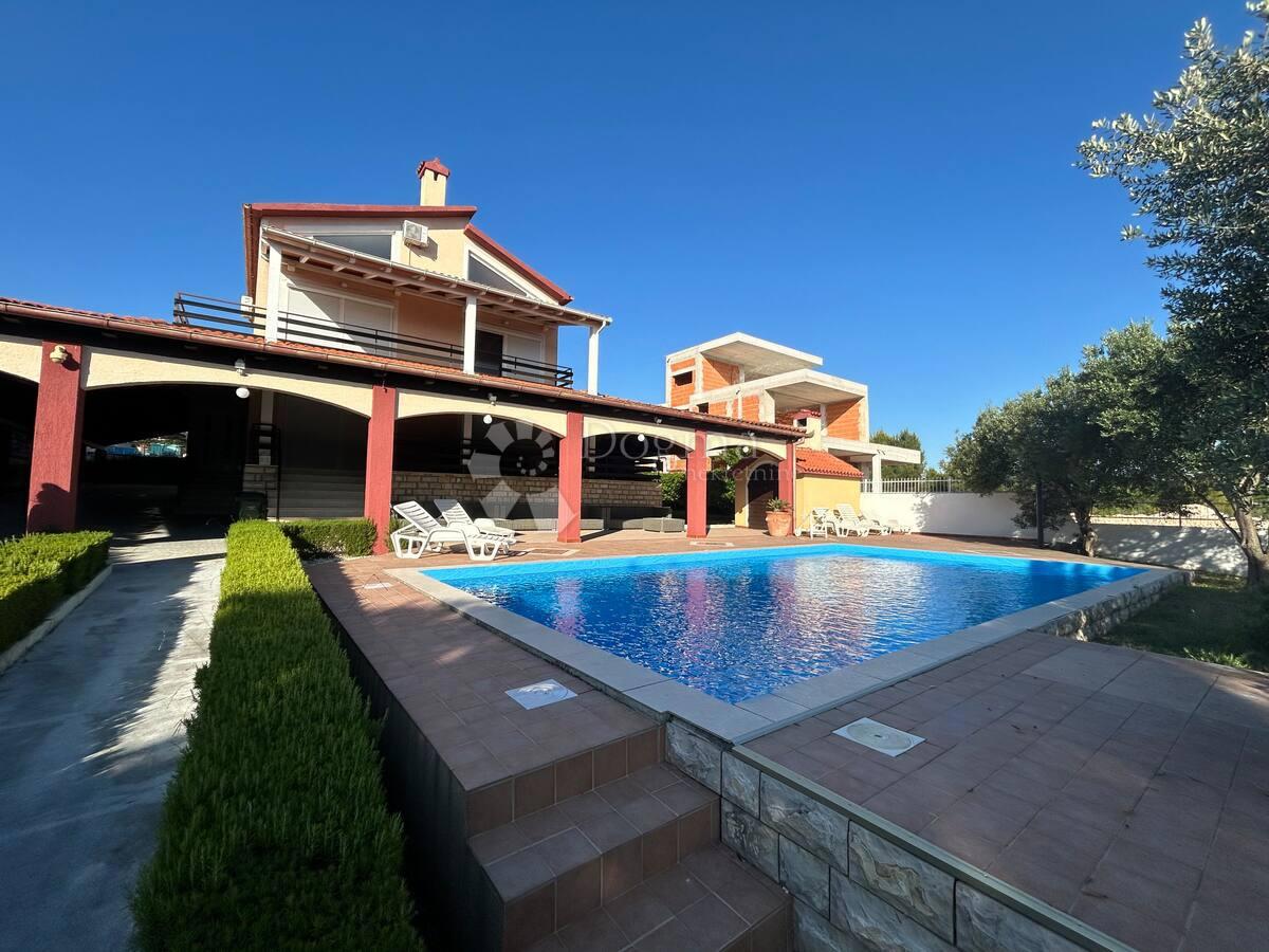 Hiša Ploča, Zadar, 350m2