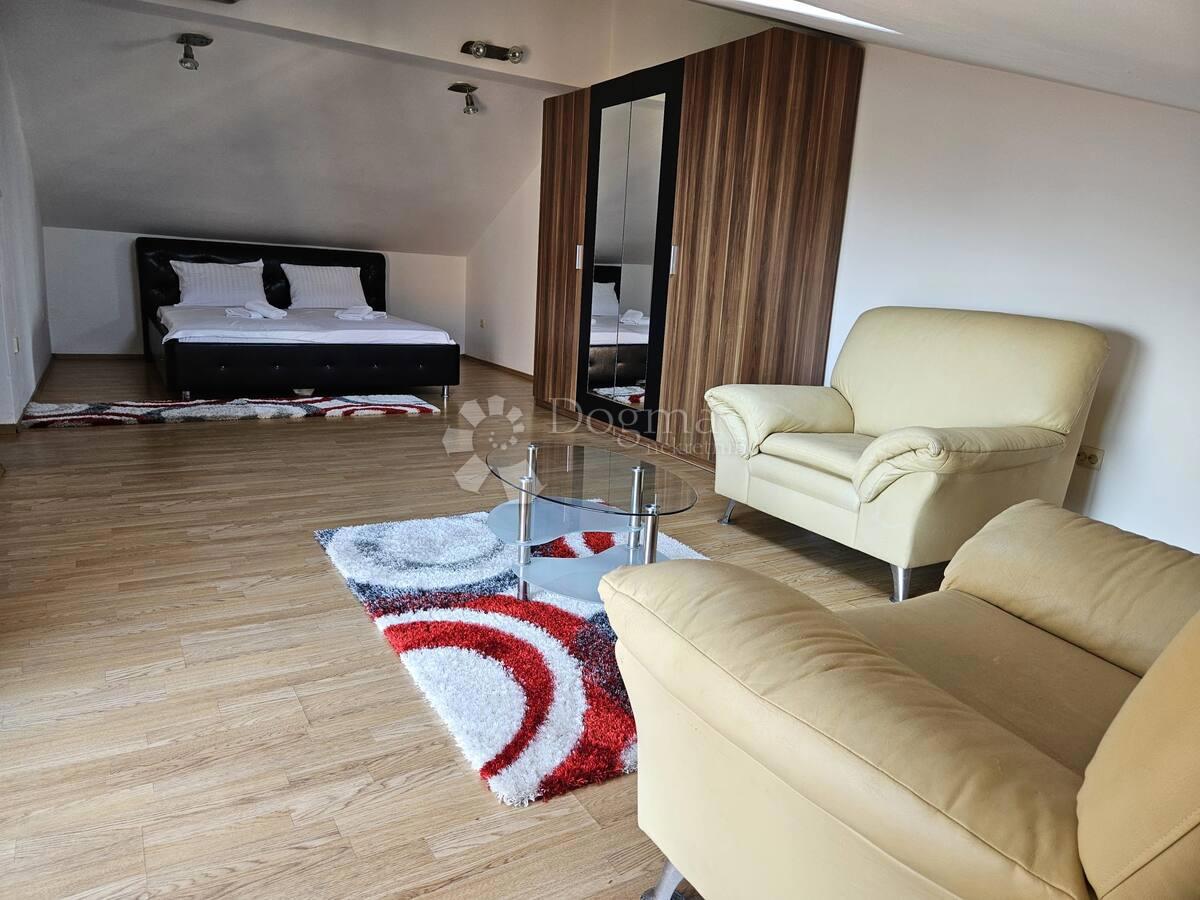 Hiša Ploča, Zadar, 350m2