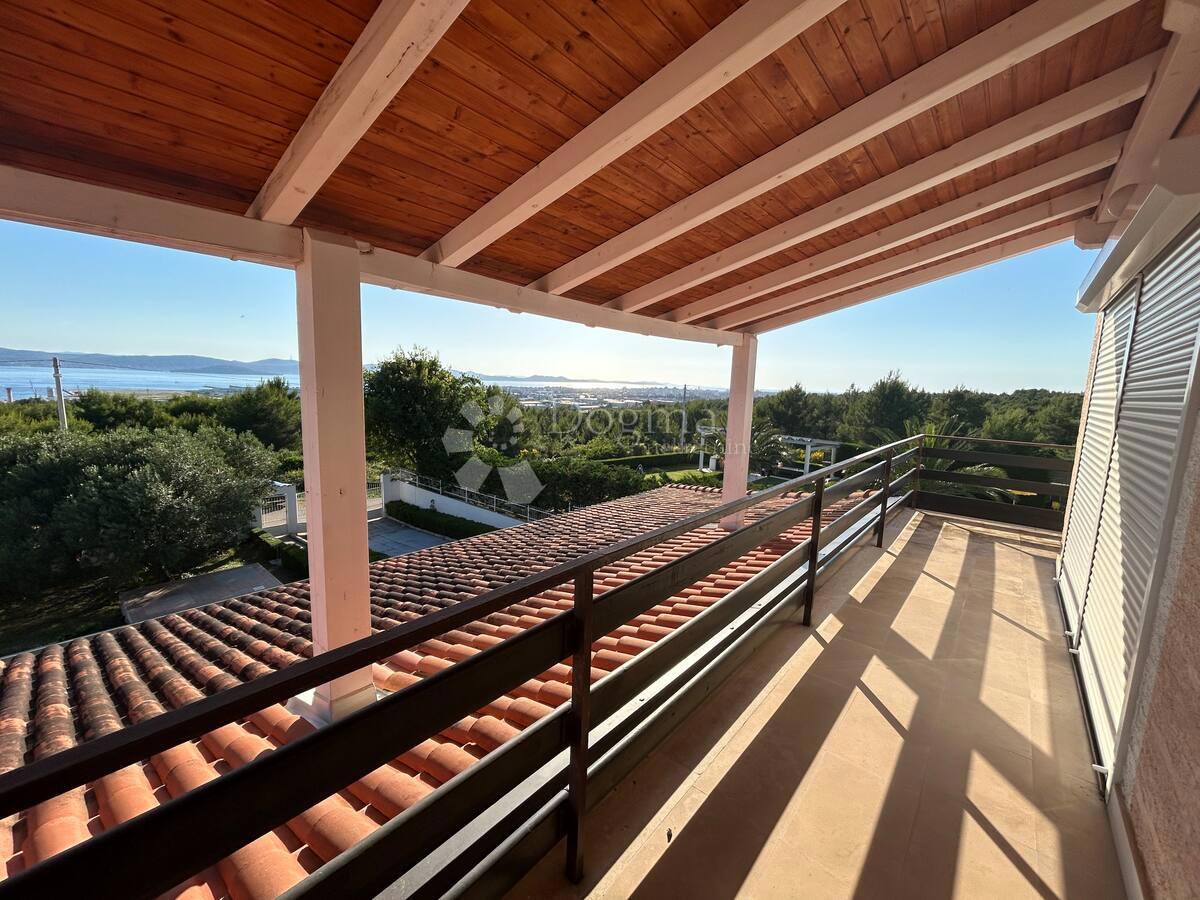 Hiša Ploča, Zadar, 350m2