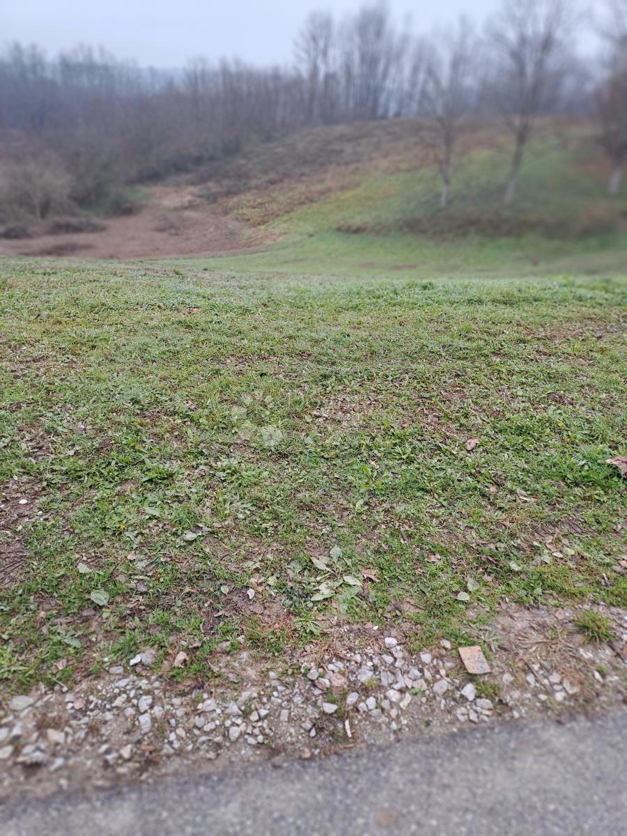 Zazidljivo zemljišče Turanj, Karlovac, 1.731m2