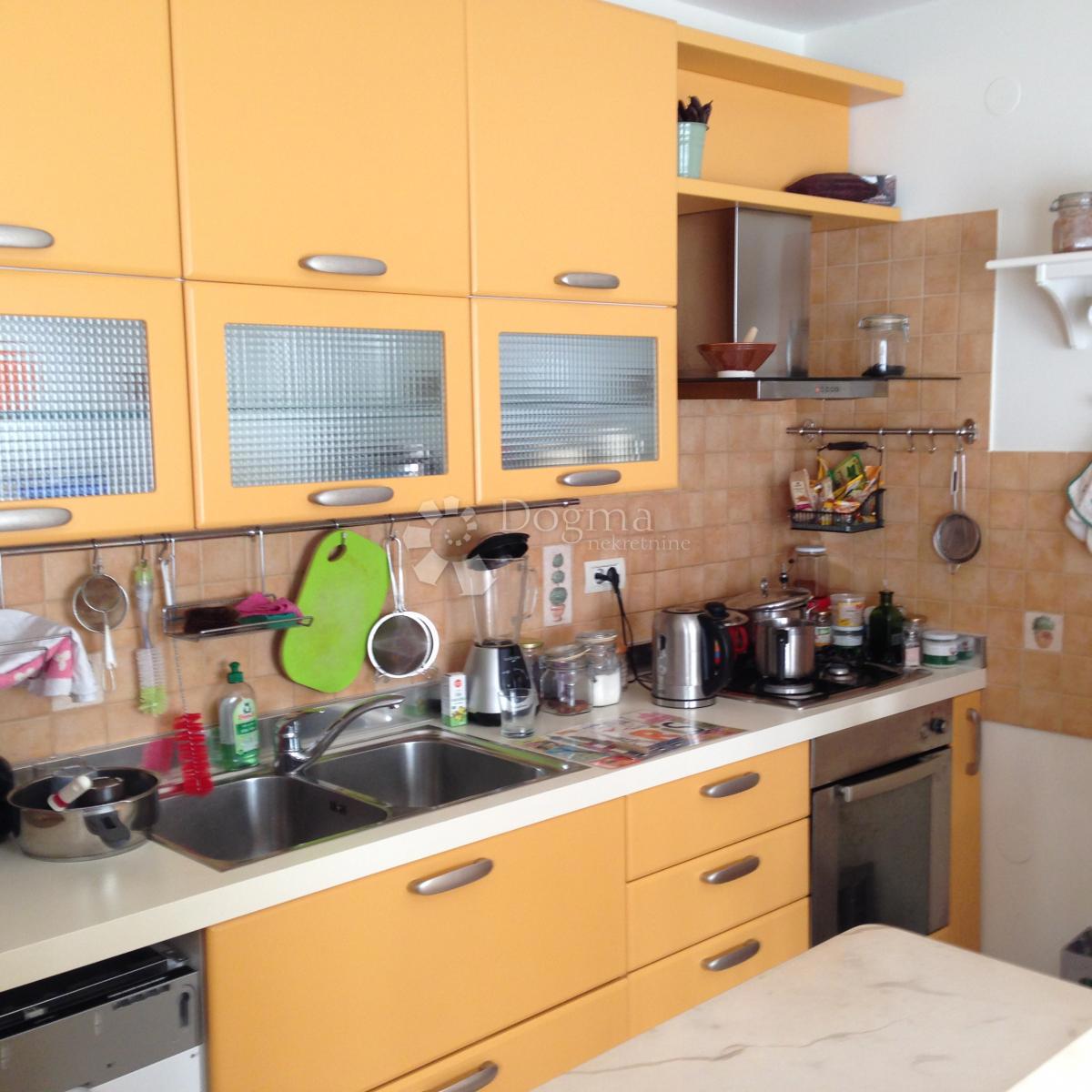 Stanovanje Kman, Split, 120m2