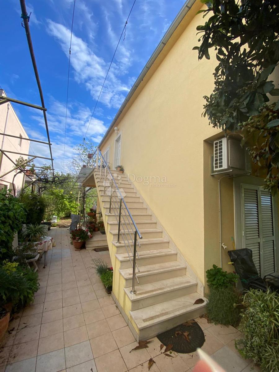 Stanovanje Kman, Split, 120m2