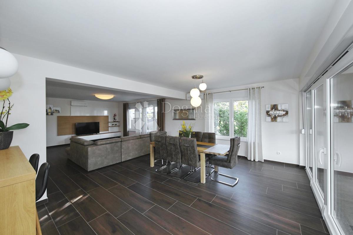 Hiša Zaton, Nin, 603m2