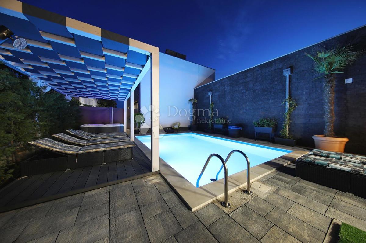 Hiša Zaton, Nin, 603m2