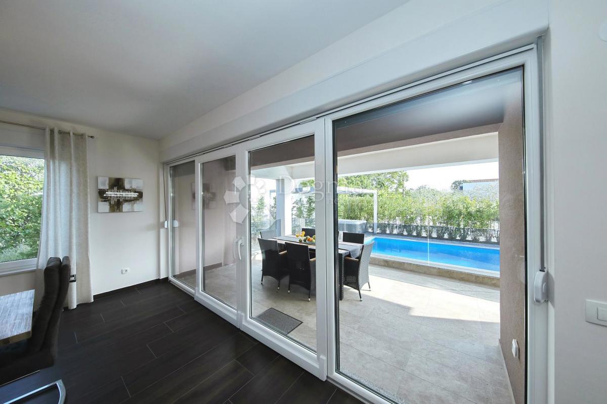 Hiša Zaton, Nin, 603m2