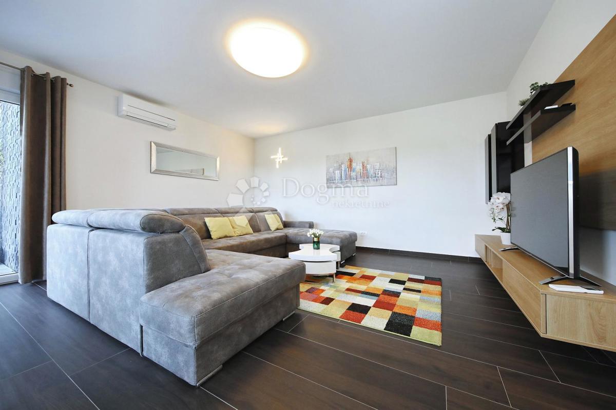 Hiša Zaton, Nin, 603m2