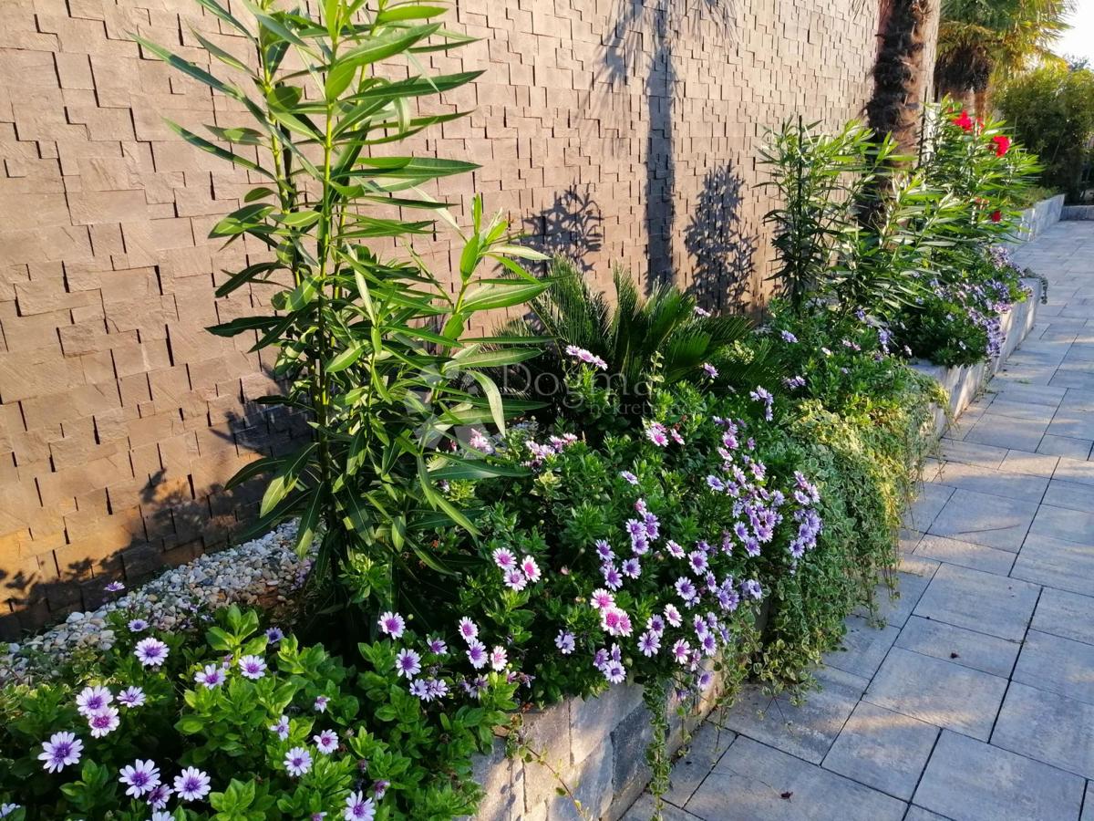 Hiša Zaton, Nin, 603m2