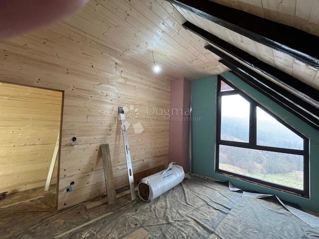 Hiša Mrkopalj, 300m2