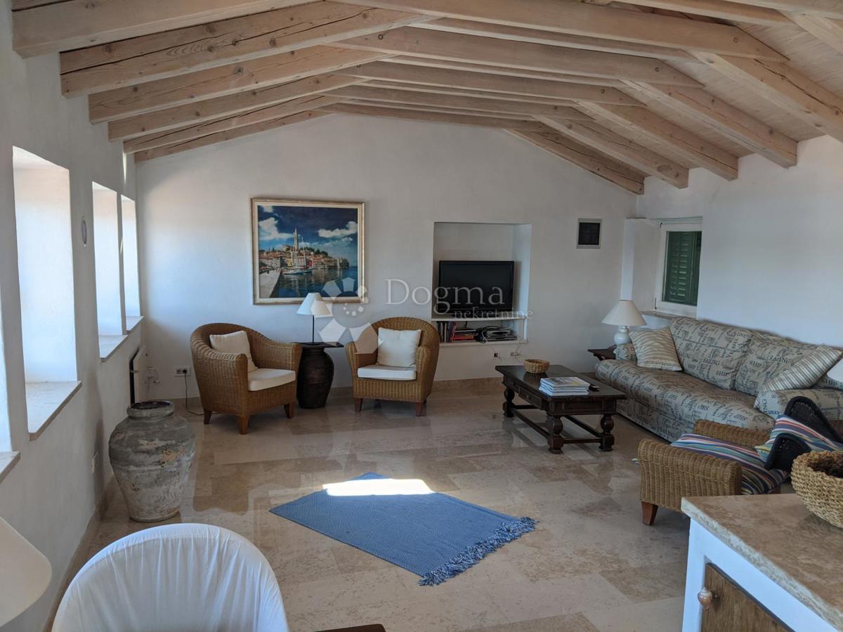 Hiša Rovinj, 102m2