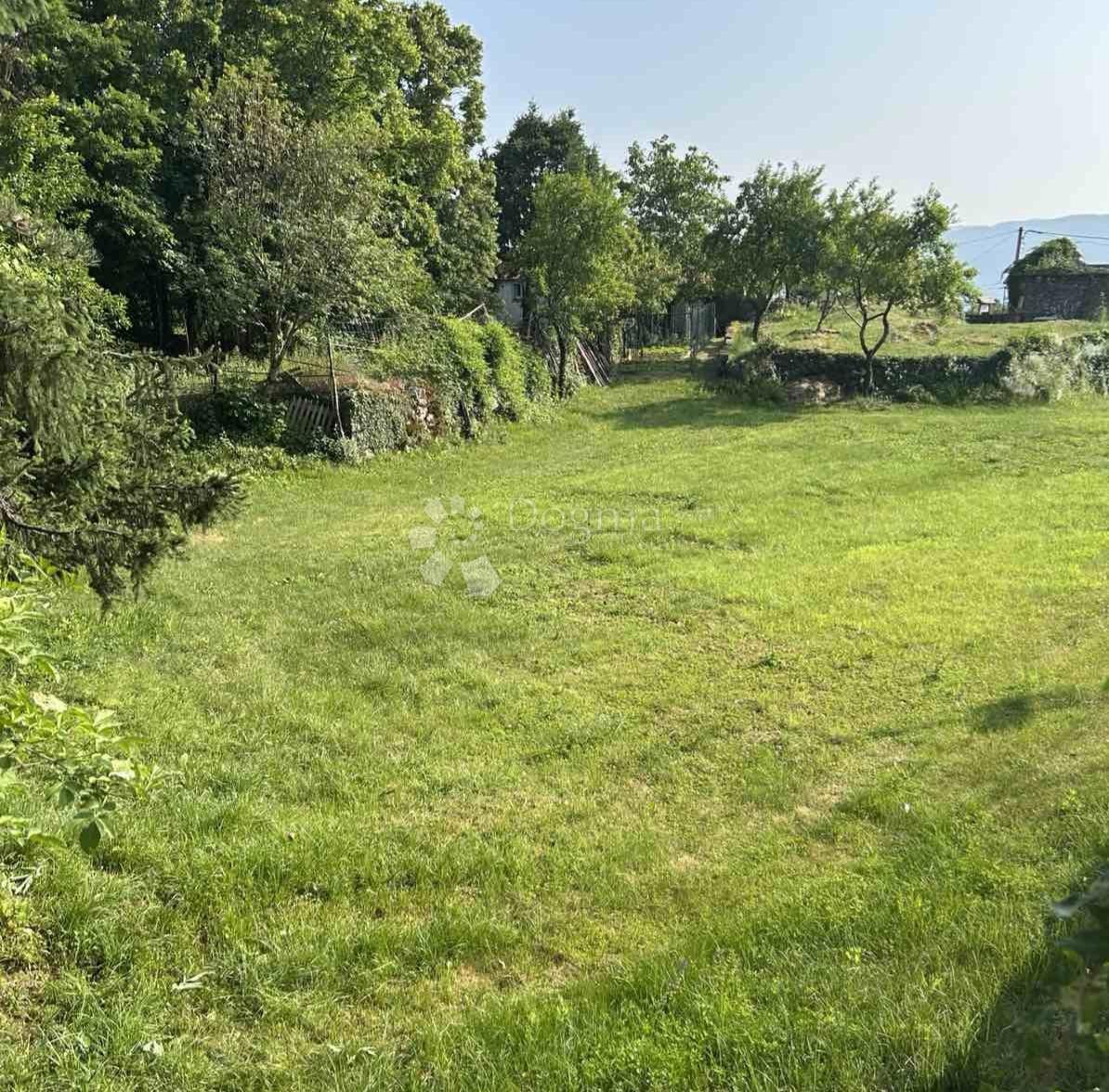 Zazidljivo zemljišče Škalnica, Klana, 794m2