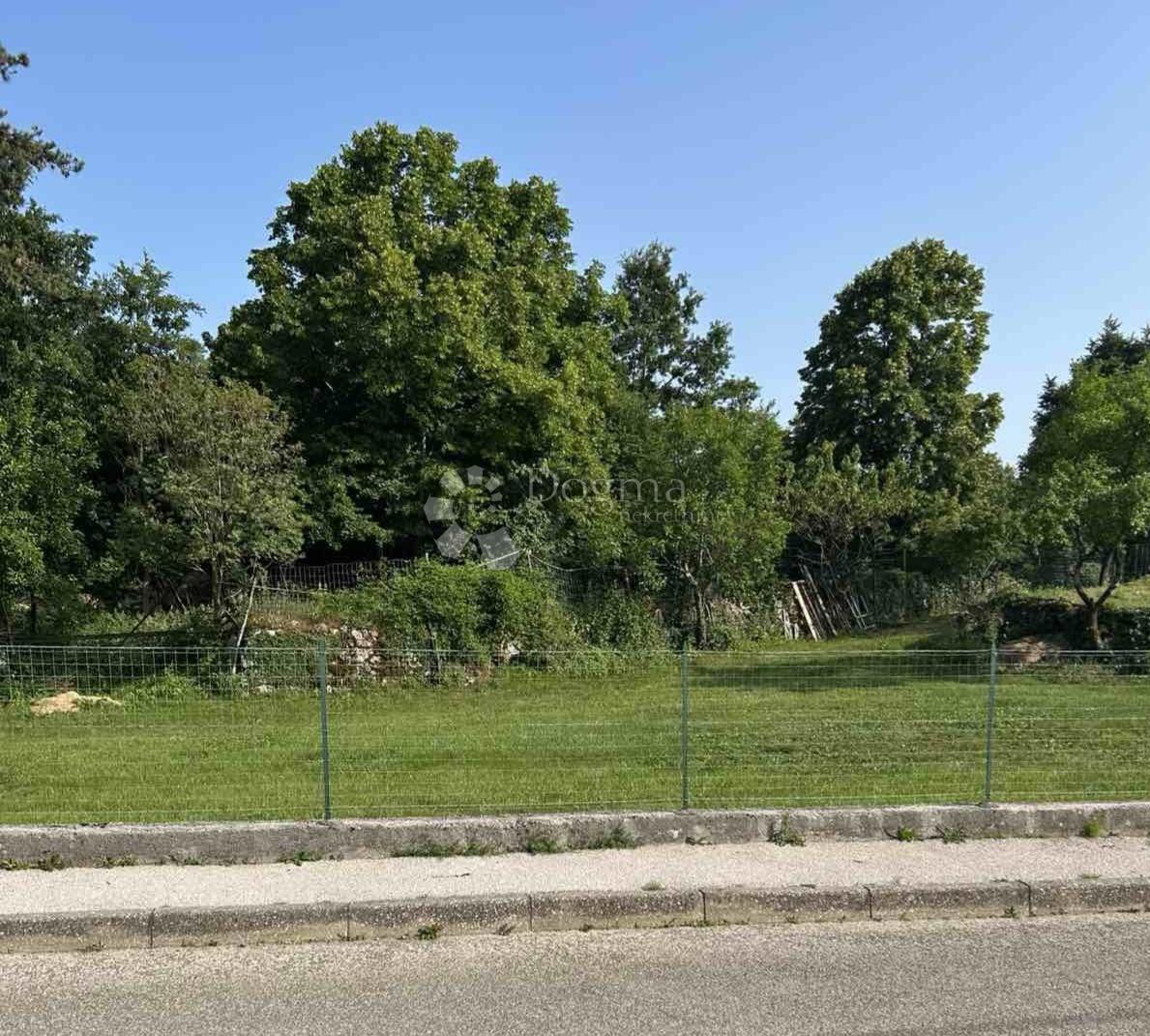 Zazidljivo zemljišče Škalnica, Klana, 794m2