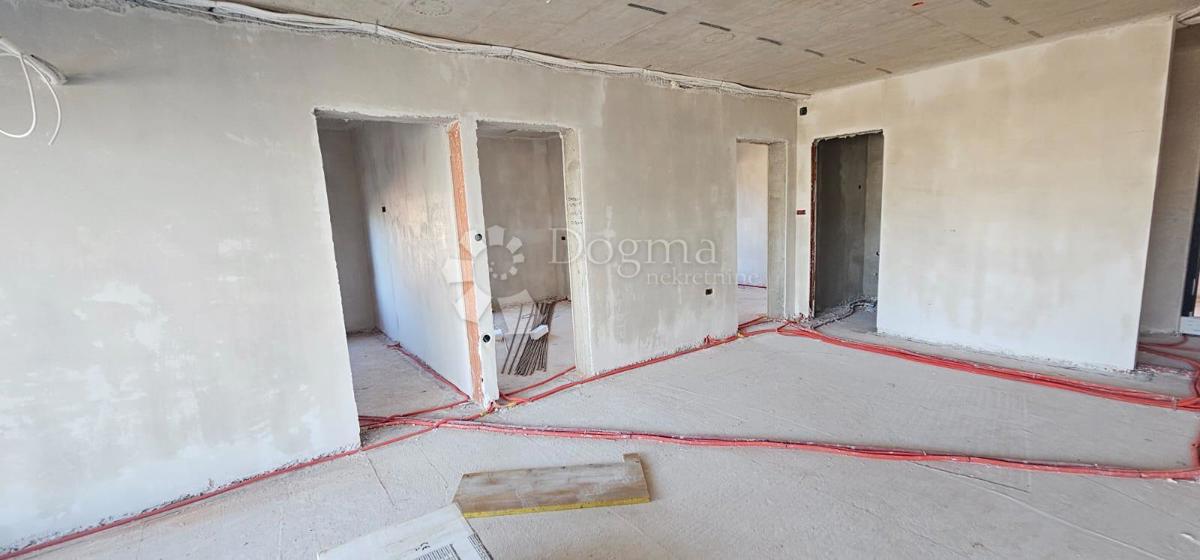 Apartma Ljubač, Ražanac, 102,17m2