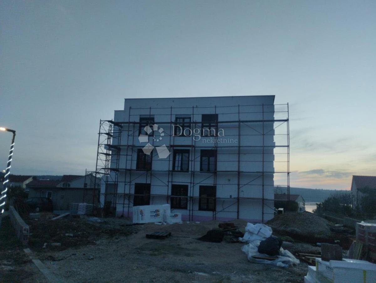 Apartma Ljubač, Ražanac, 102,17m2