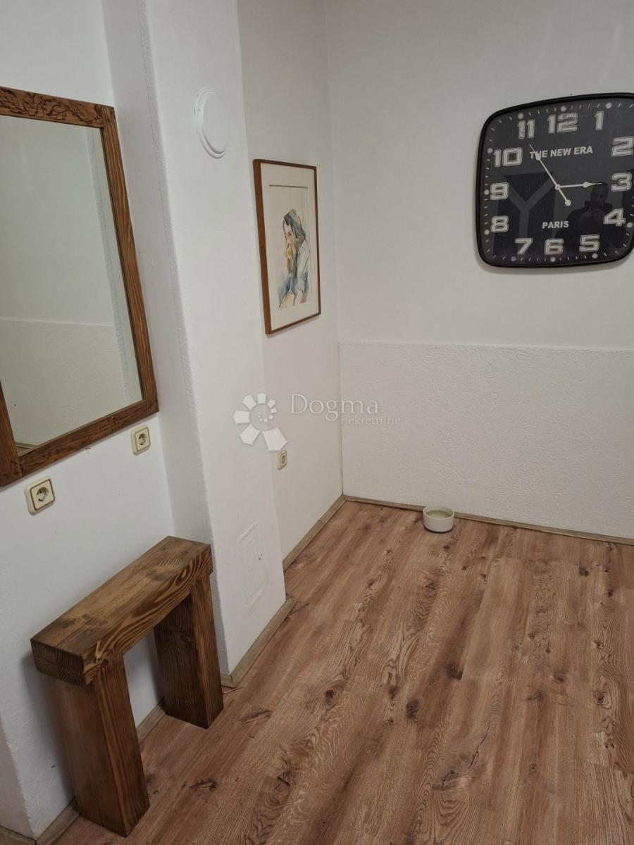 Hiša Retfala, Osijek, 90,40m2