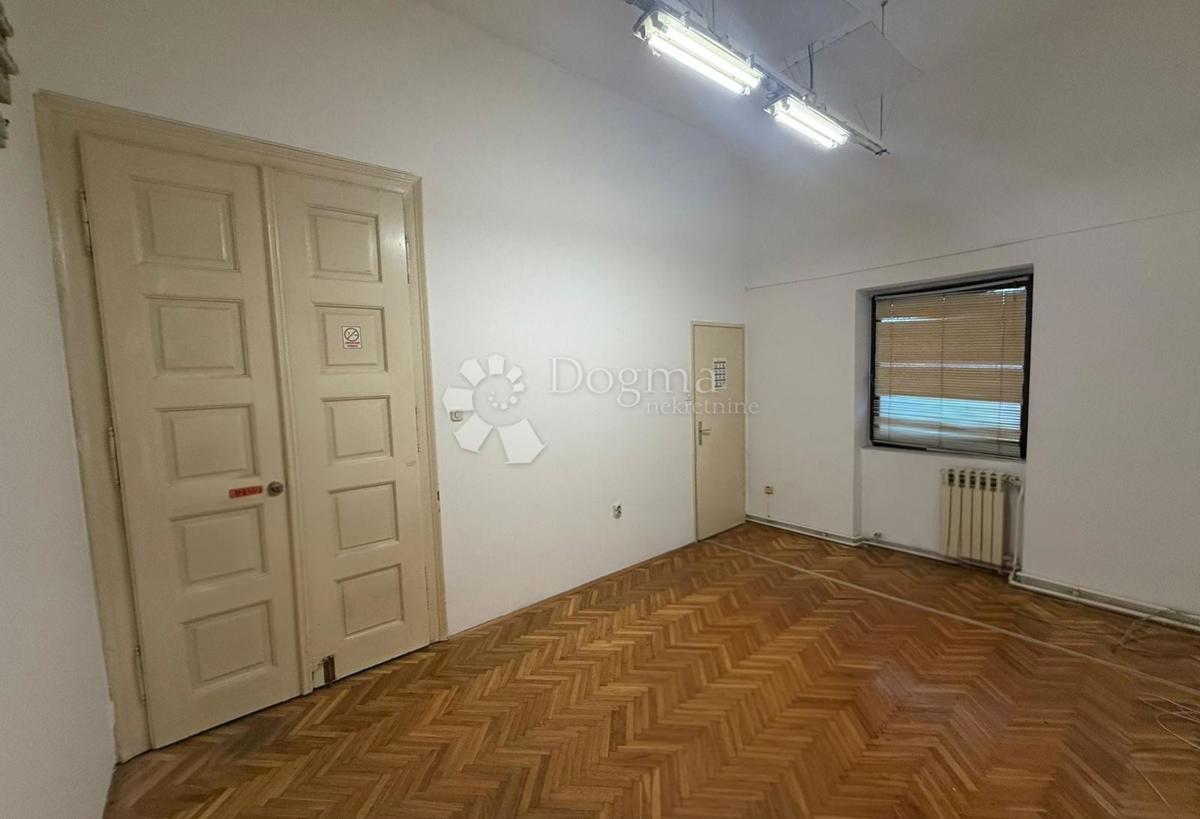 Poslovni prostor Gornji grad / Centar, Osijek, 66,75m2