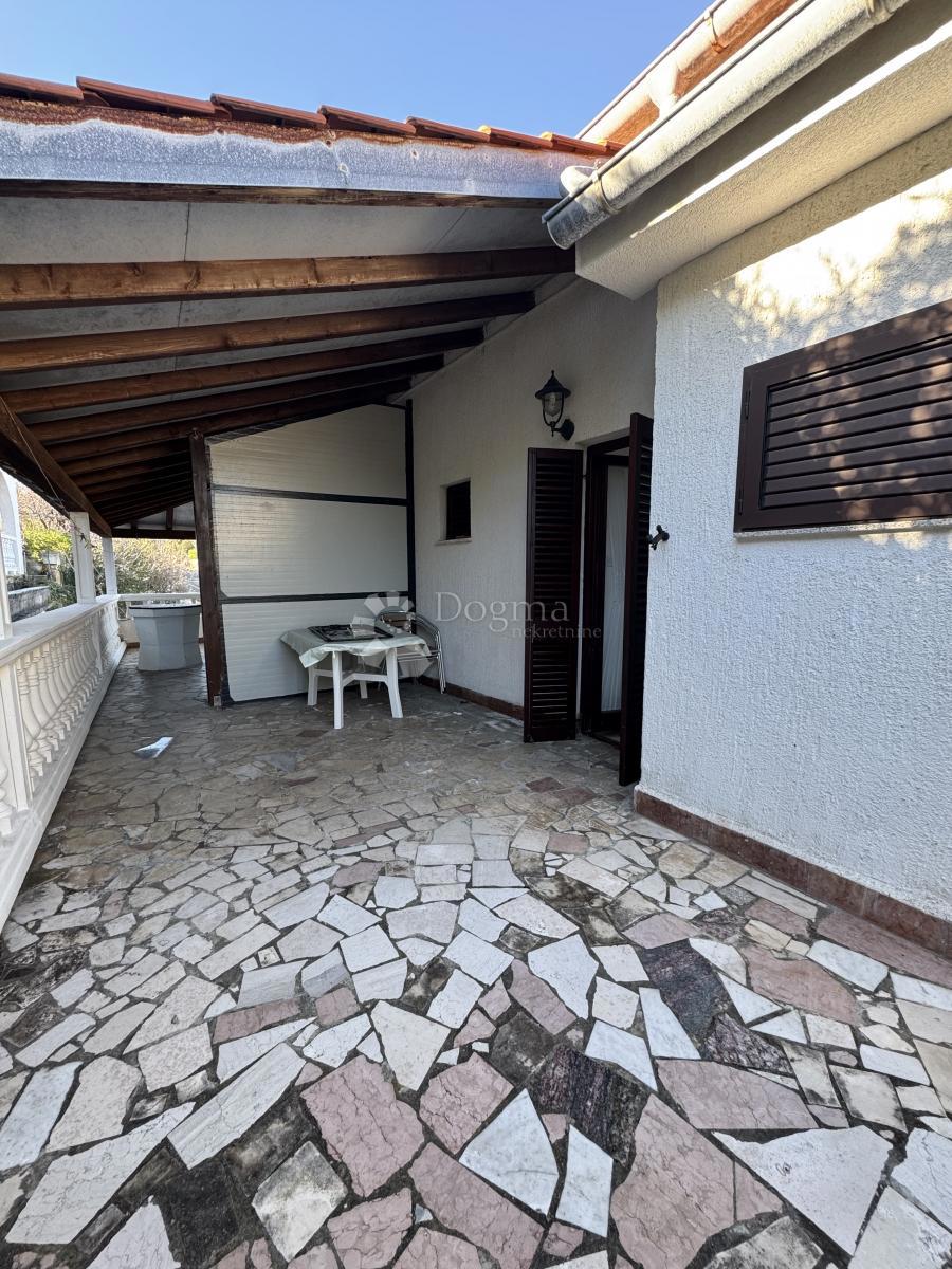 Hiša Šilo, Dobrinj, 350m2