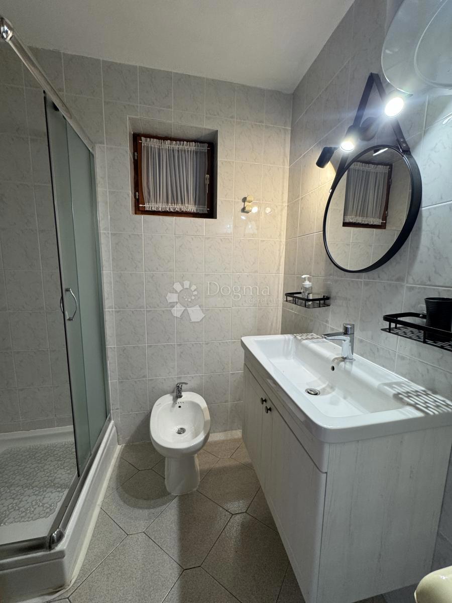 Hiša Šilo, Dobrinj, 350m2