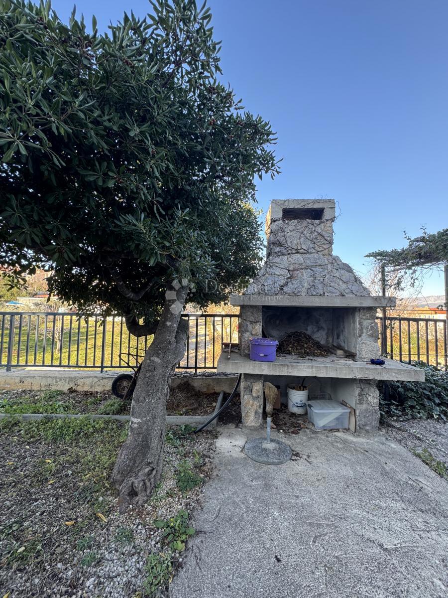 Hiša Šilo, Dobrinj, 350m2