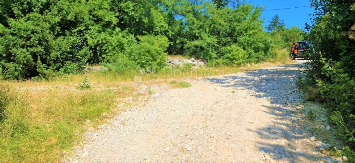 Zemljišče Labin, 924m2