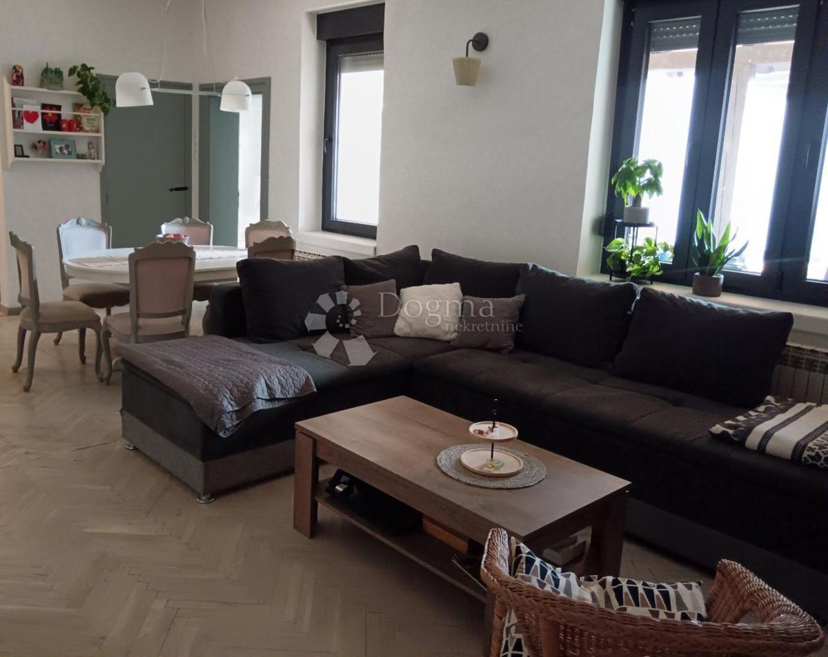 Hiša Sajmište, Vukovar, 224m2