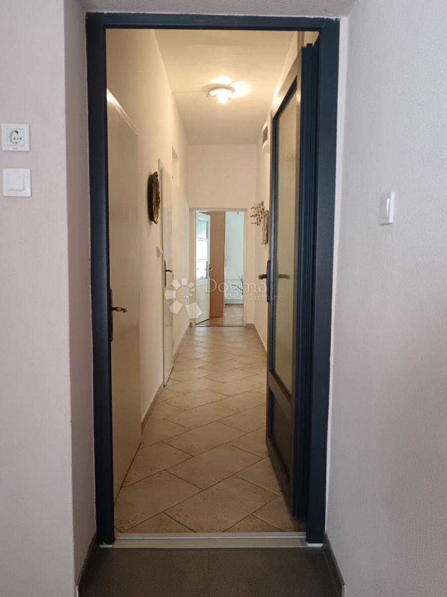 Hiša Sajmište, Vukovar, 224m2