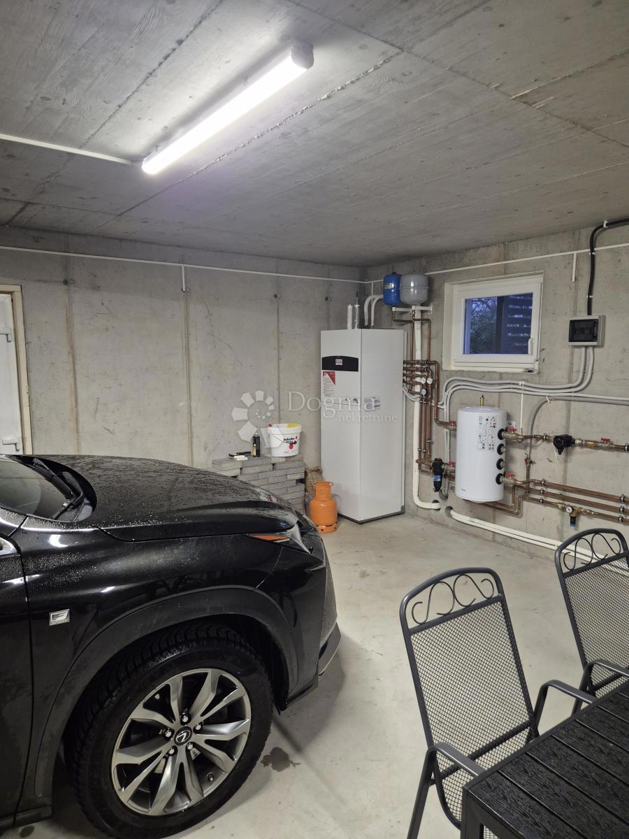 Hiša Crikvenica, 206m2