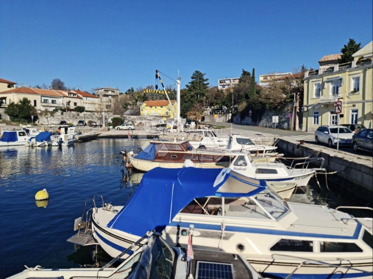 Hiša Kraljevica, 377m2