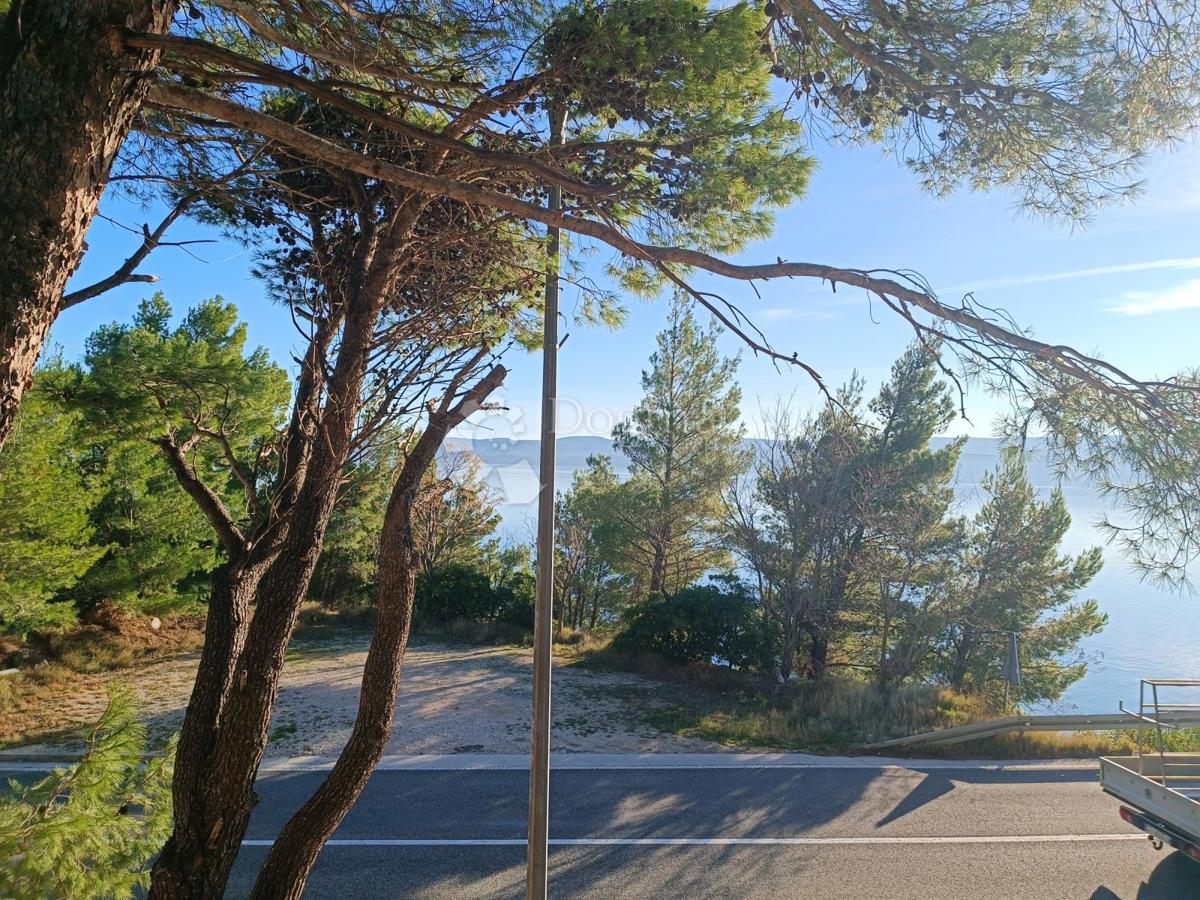 Zazidljivo zemljišče Lokva Rogoznica, Omiš, 752m2