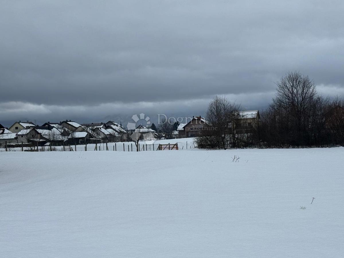 Hiša Centar, Gospić, 330m2