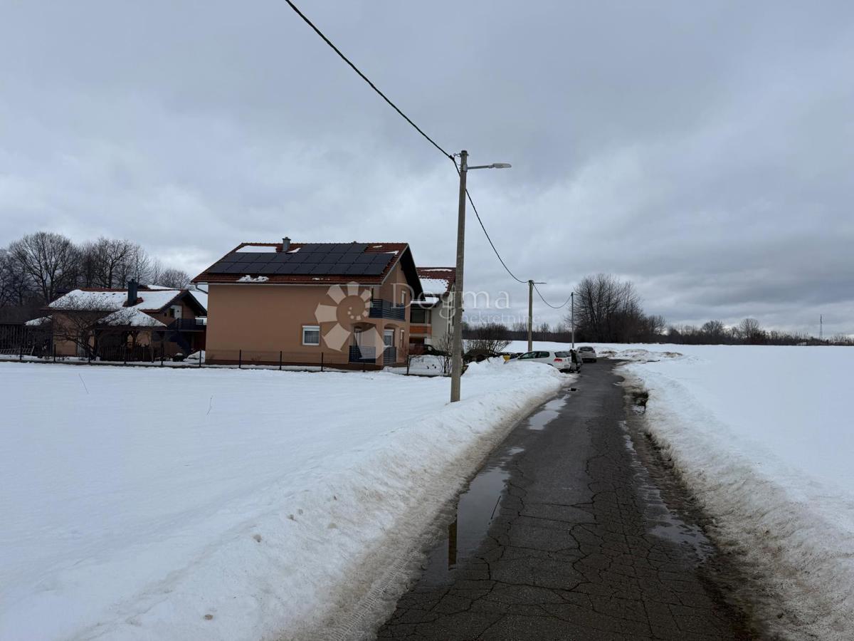 Hiša Centar, Gospić, 330m2