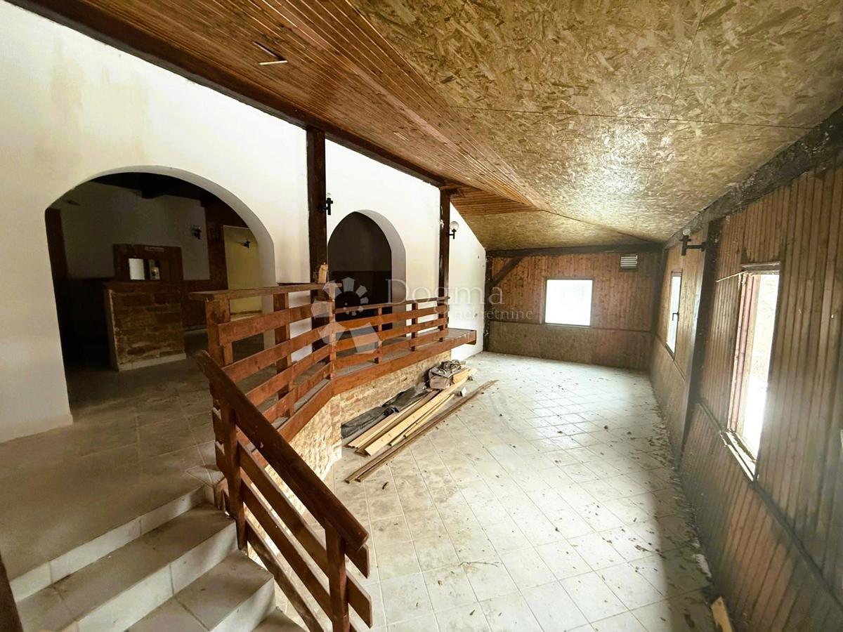 Poslovni prostor Banfi, Štrigova, 4.543m2