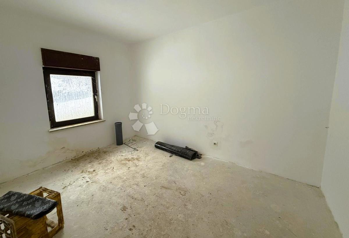 Poslovni prostor Banfi, Štrigova, 4.543m2