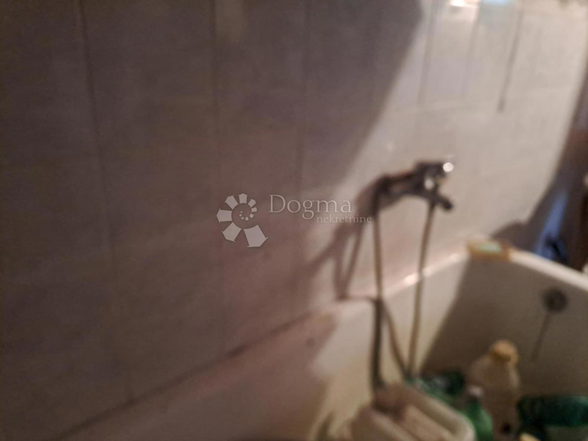 Hiša Mali Obljaj, Glina, 123m2