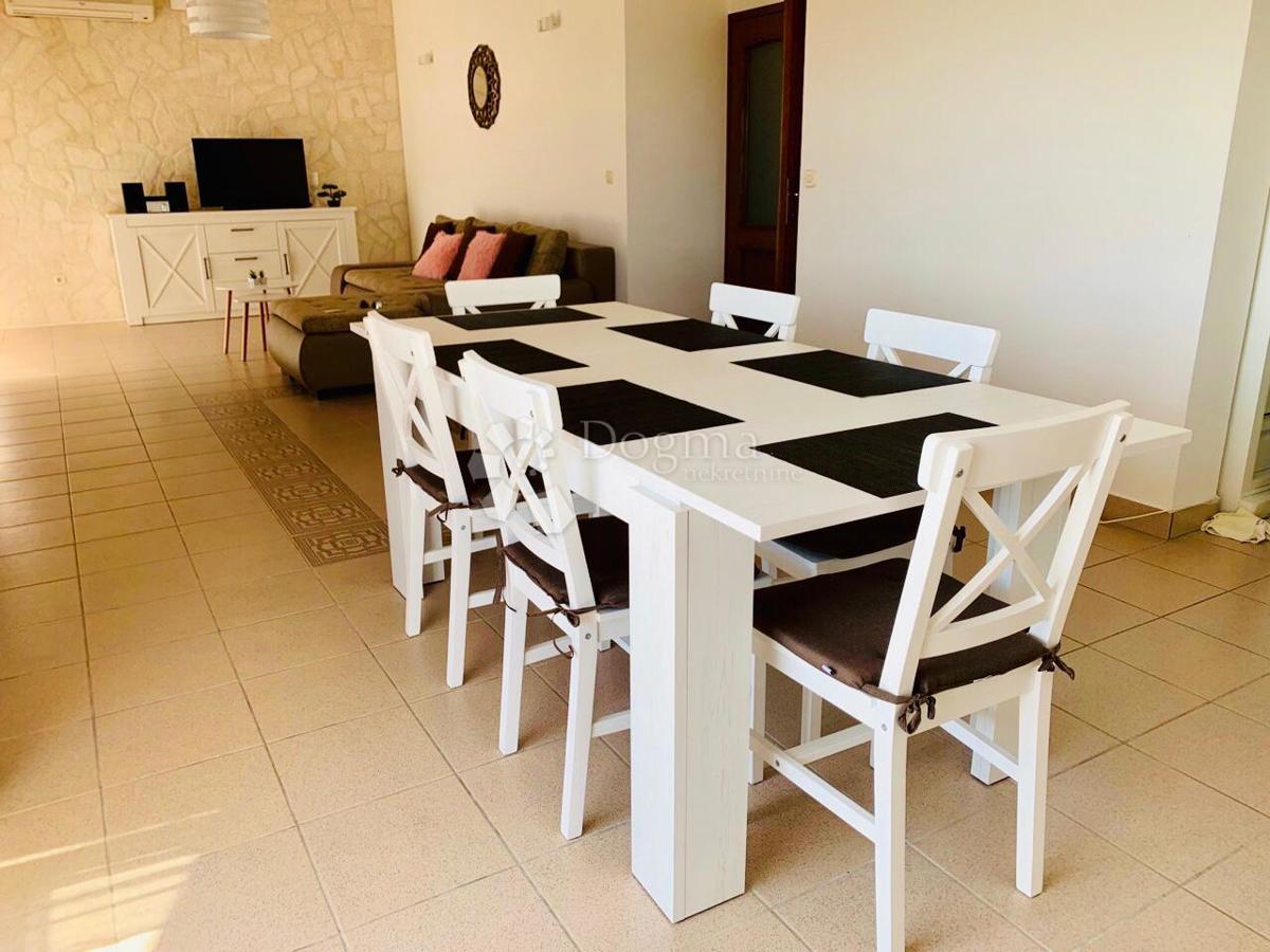 Hiša Privlaka, 270m2