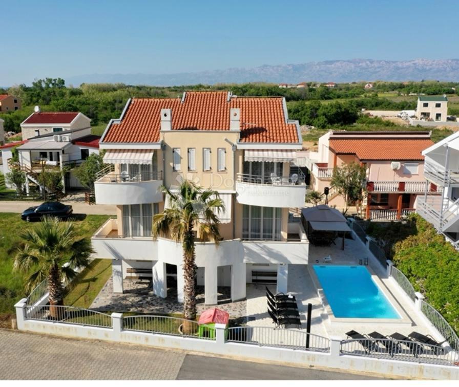 Hiša Privlaka, 270m2