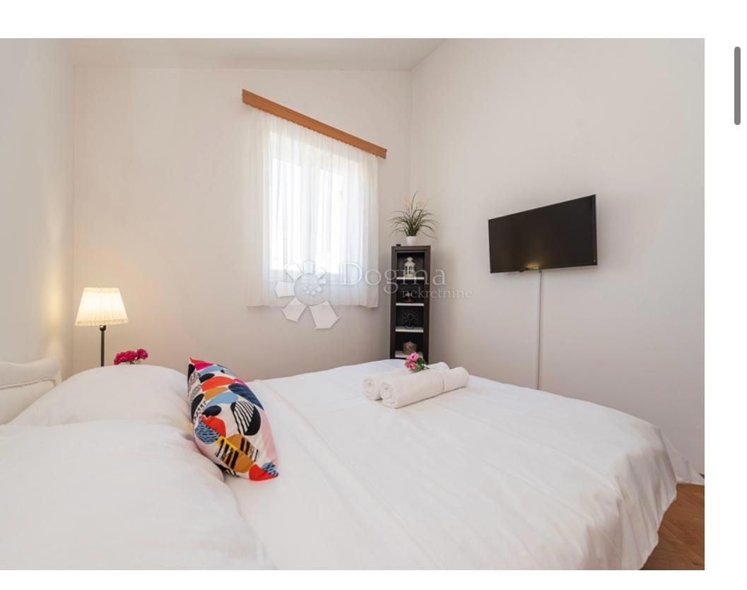 Hiša Privlaka, 270m2