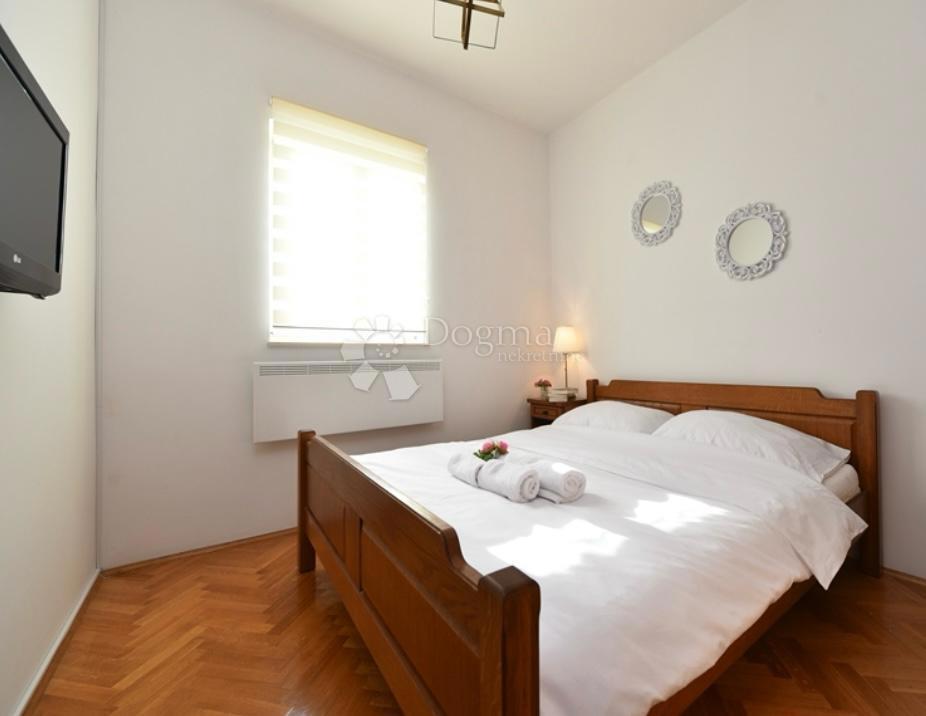 Hiša Privlaka, 270m2