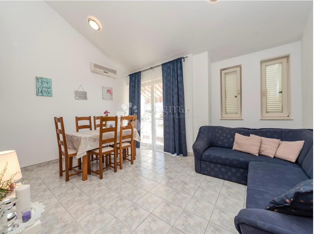 Hiša Privlaka, 270m2