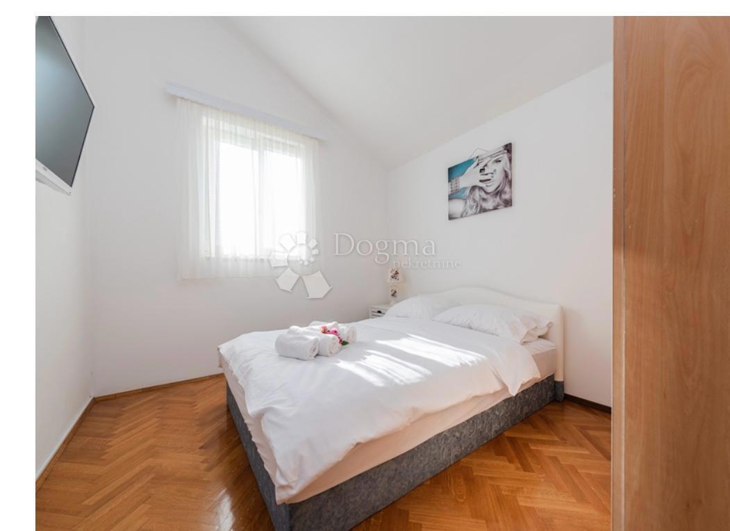 Hiša Privlaka, 270m2