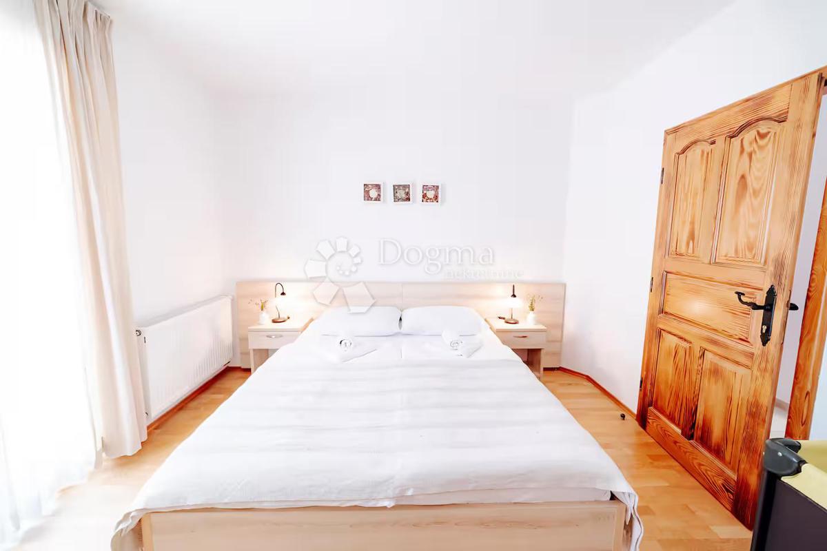 Hiša Višnjan, 200m2