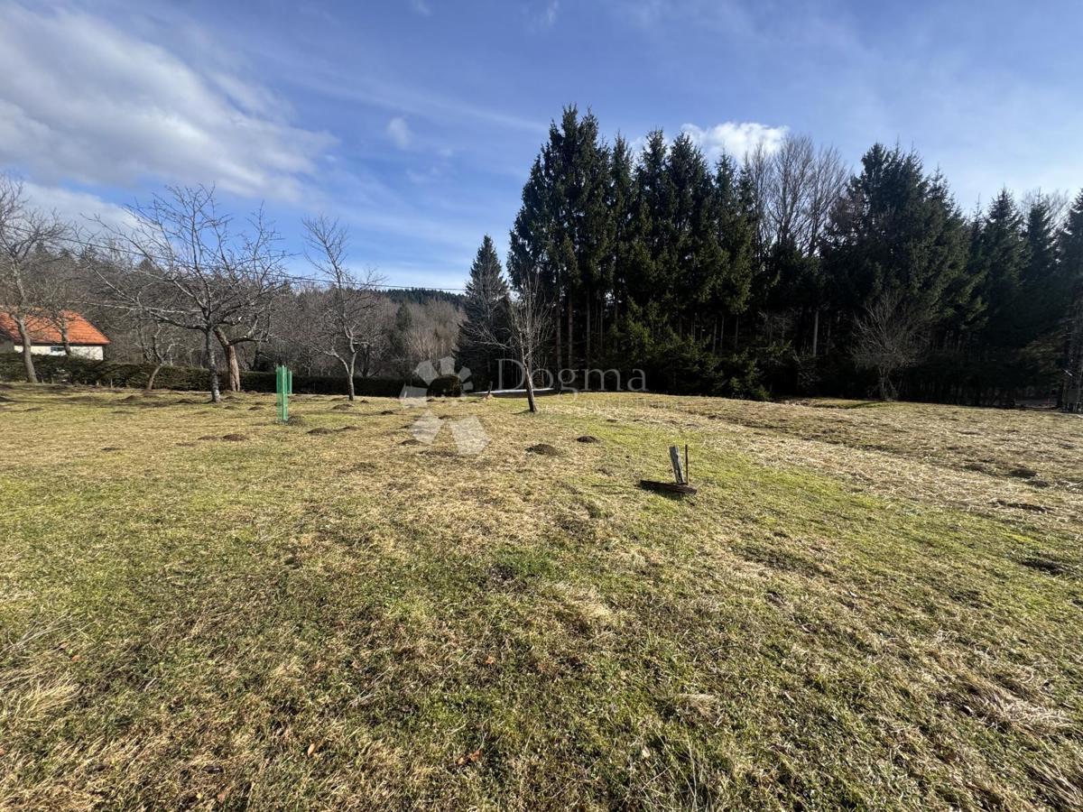 Zazidljivo zemljišče Hlevci, Skrad, 1.757m2