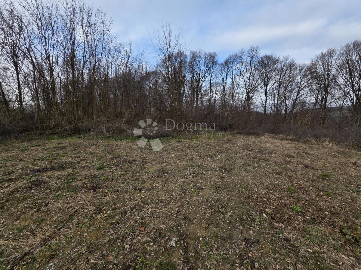 Zazidljivo zemljišče Ciglenica Zagorska, Sveti Križ Začretje, 1.867m2