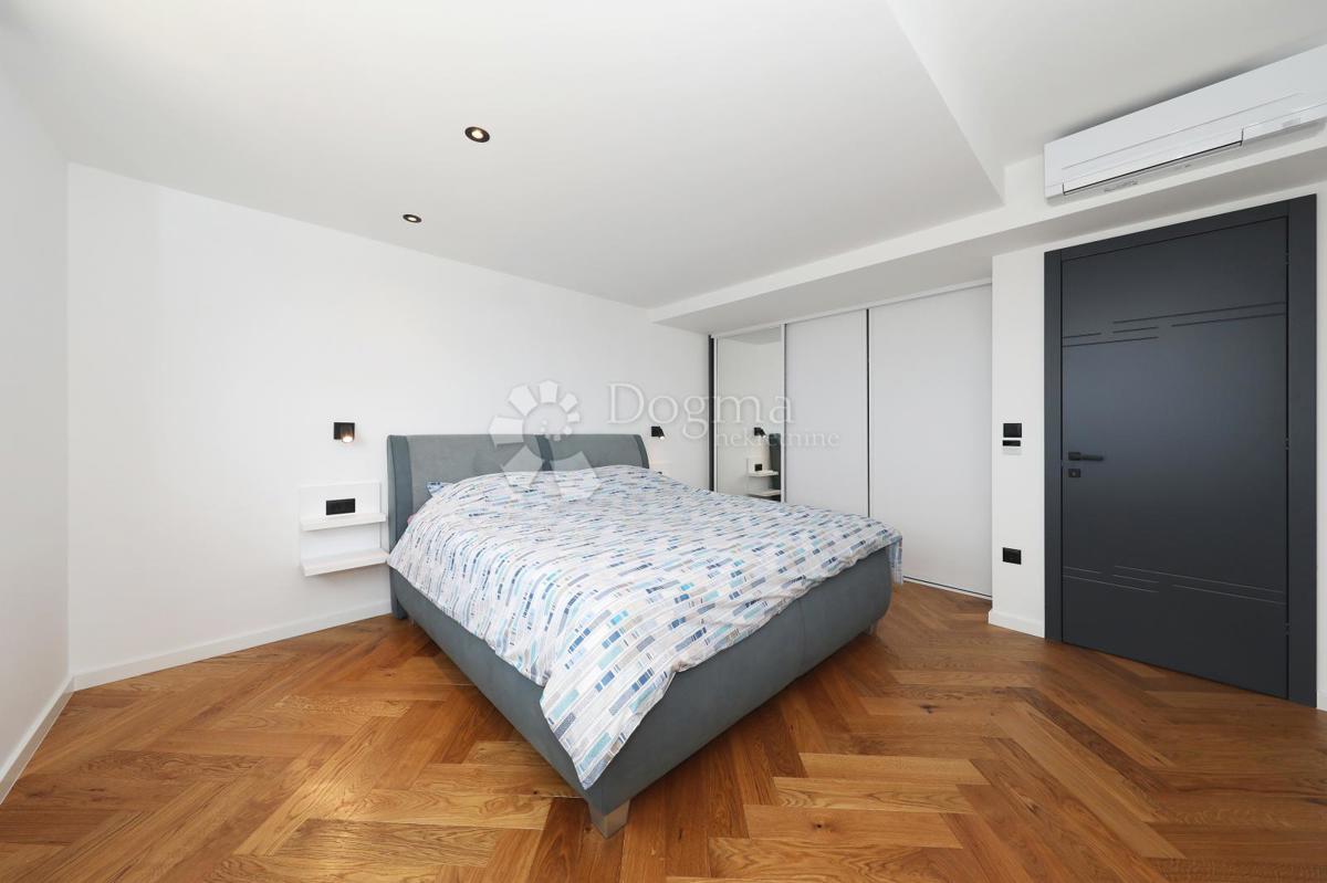 Hiša Bili brig, Zadar, 544m2