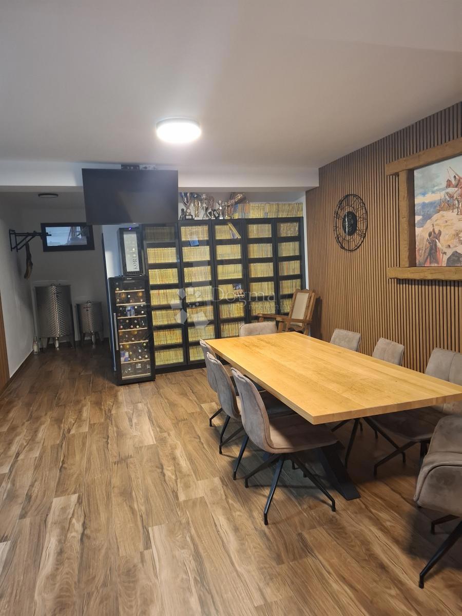 Hiša Bili brig, Zadar, 544m2