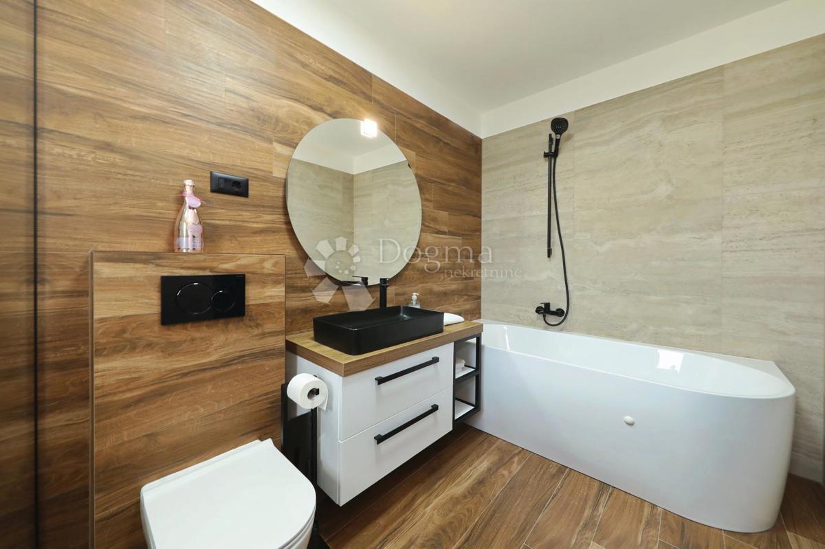 Hiša Bili brig, Zadar, 544m2