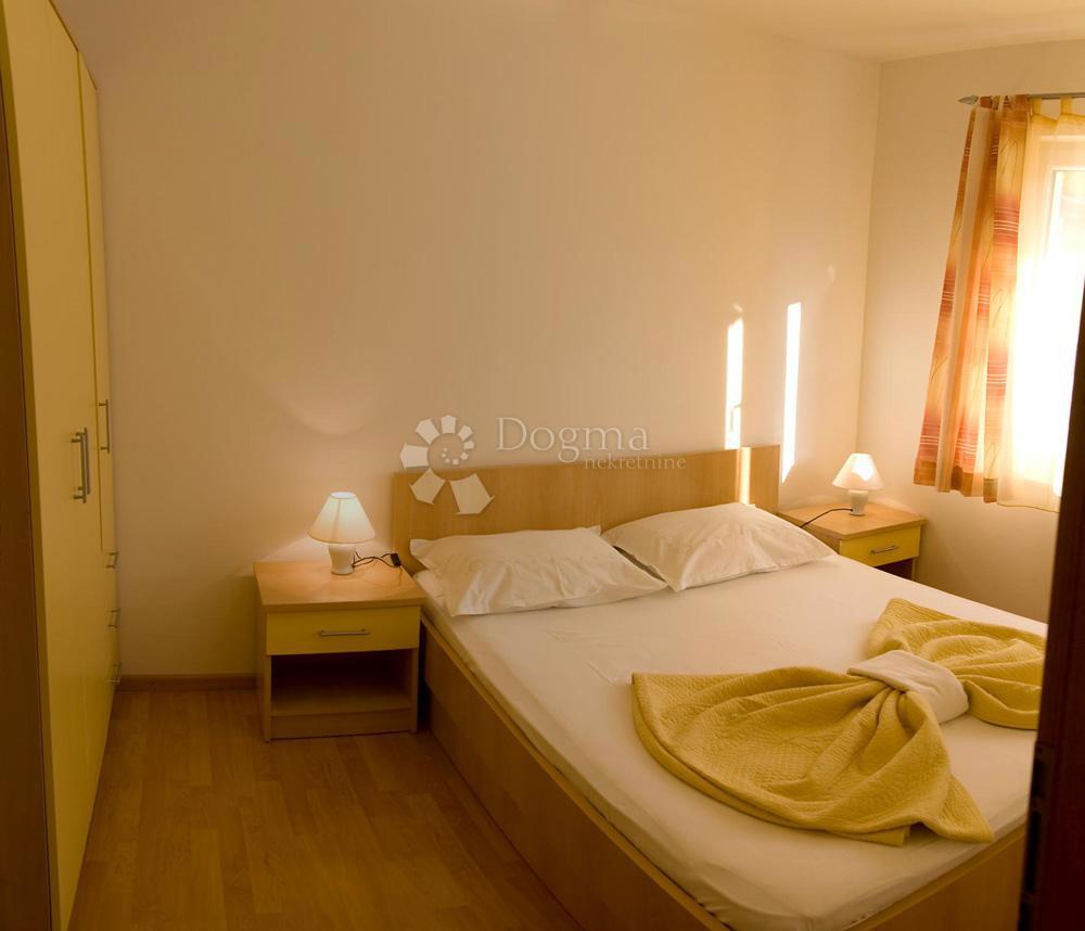 Stanovanje Arbanija, Trogir - Okolica, 100m2