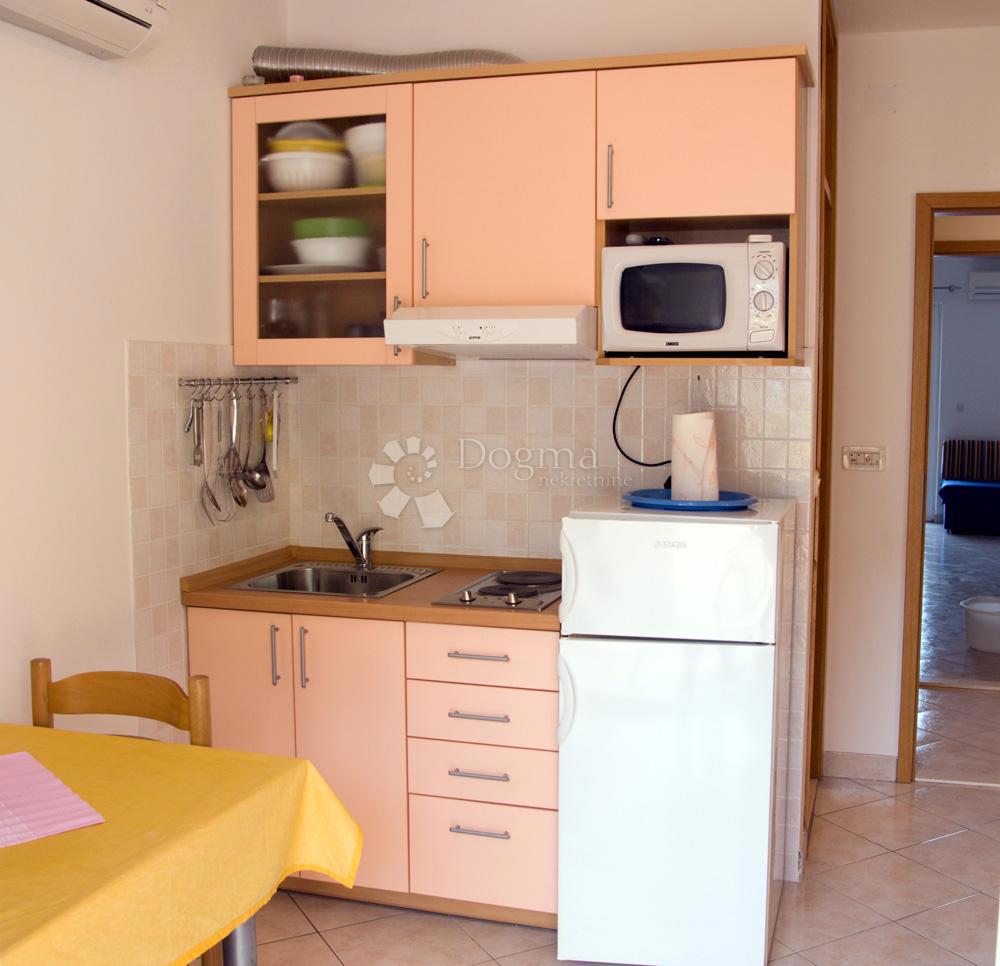 Stanovanje Arbanija, Trogir - Okolica, 100m2